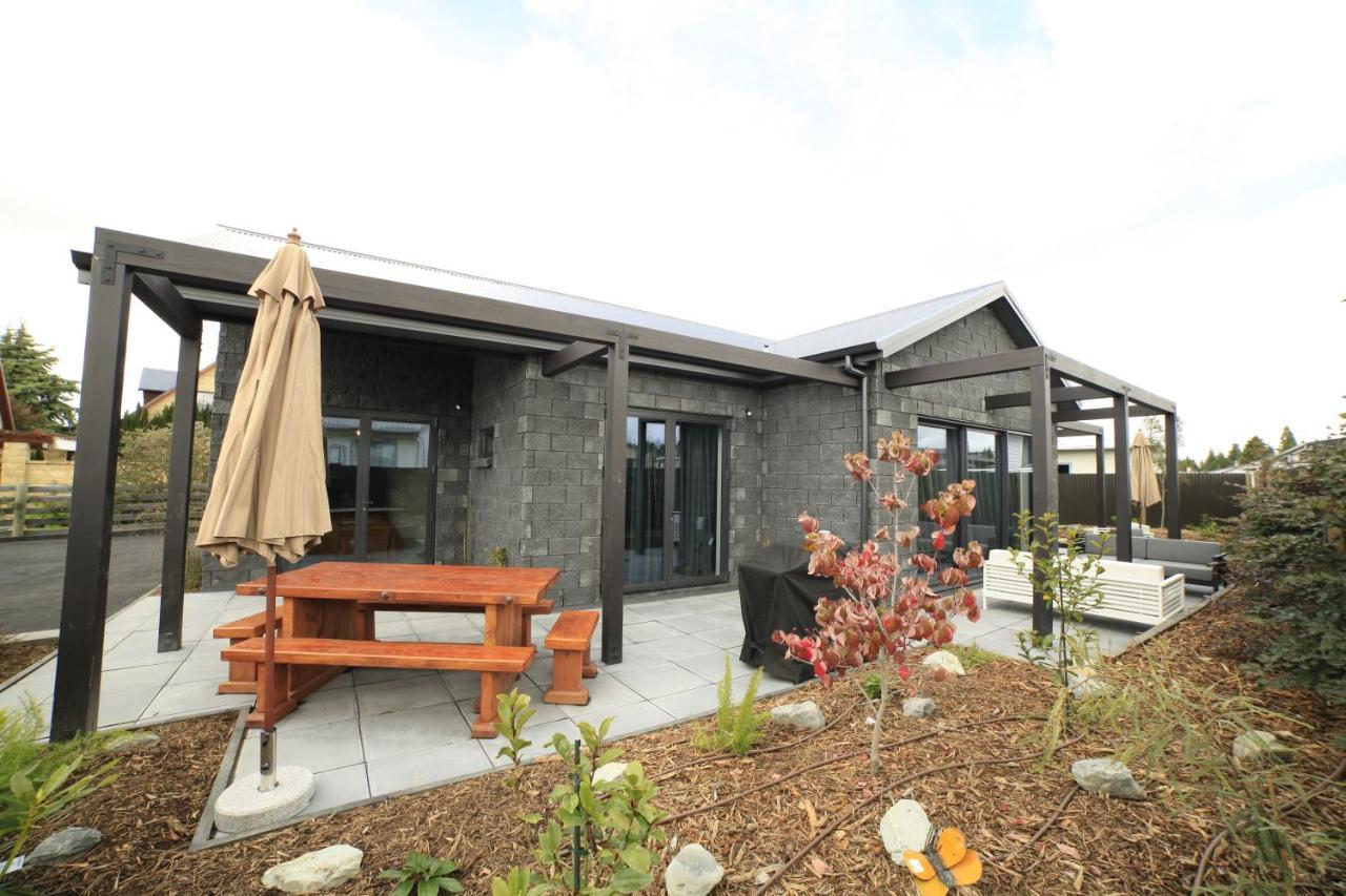 Black Stilt Retreat, Stunning Luxury Property ทไวเซิล ภายนอก รูปภาพ