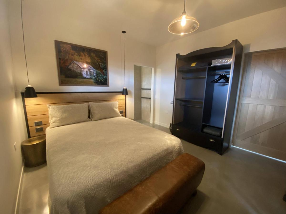 Black Stilt Retreat, Stunning Luxury Property ทไวเซิล ภายนอก รูปภาพ