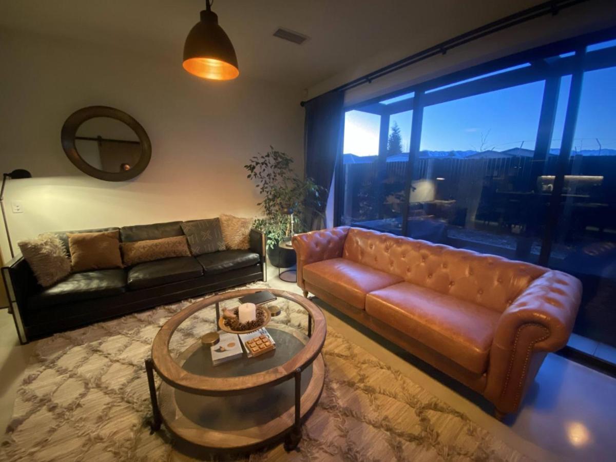 Black Stilt Retreat, Stunning Luxury Property ทไวเซิล ภายนอก รูปภาพ